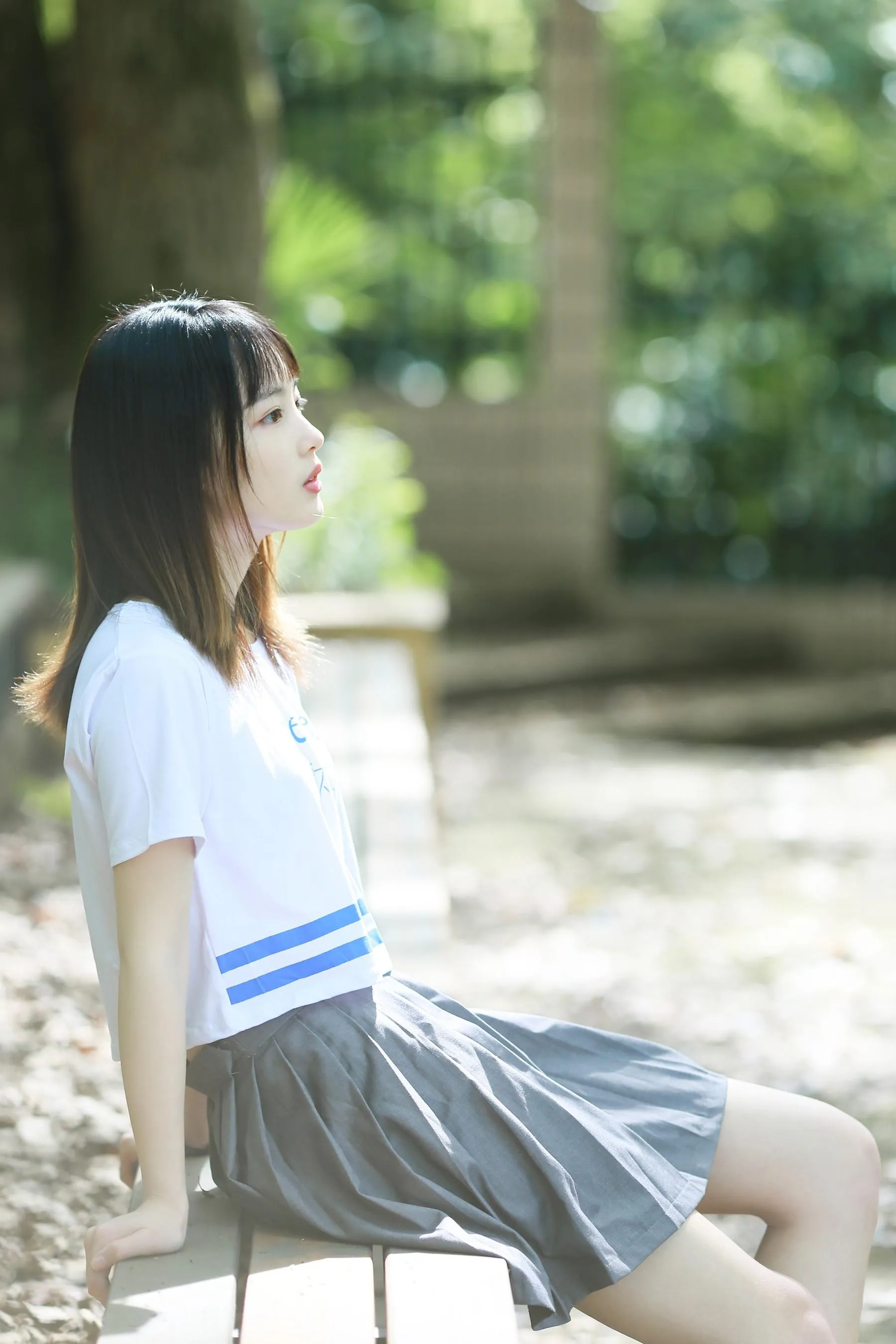 [YITUYU艺图语]2022.01.15 阳光下的运动女孩 一鸭咿呀哟 [36P]插图1